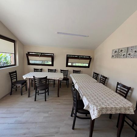 Къща За Гости Бадови Hisarya Exterior foto
